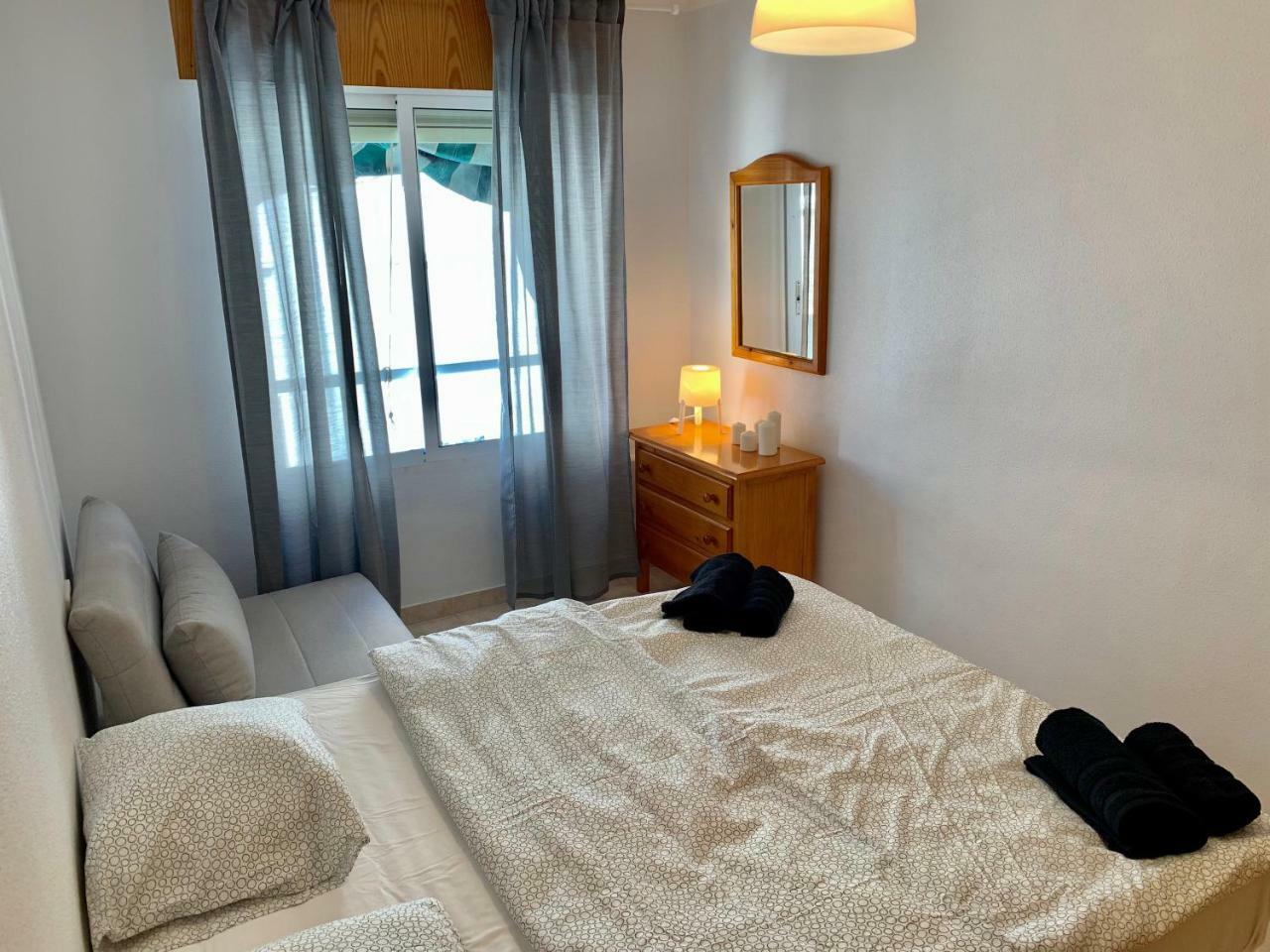 דירות טורבייחה Apartamento Playa Del Cura מראה חיצוני תמונה
